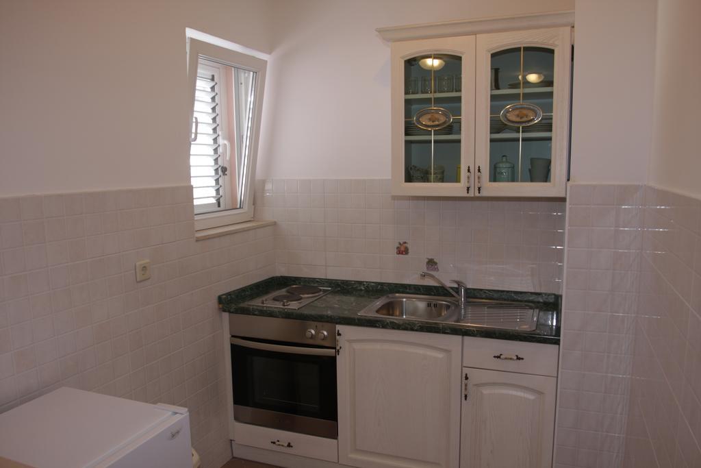 Apartments Ante Макарска Стая снимка